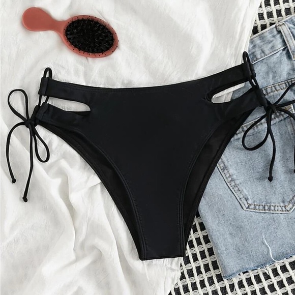 Bikini bottom - Picture 2 of 2